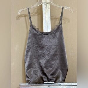 BOOHOO PLATINUM SATIN TANK SZ 10